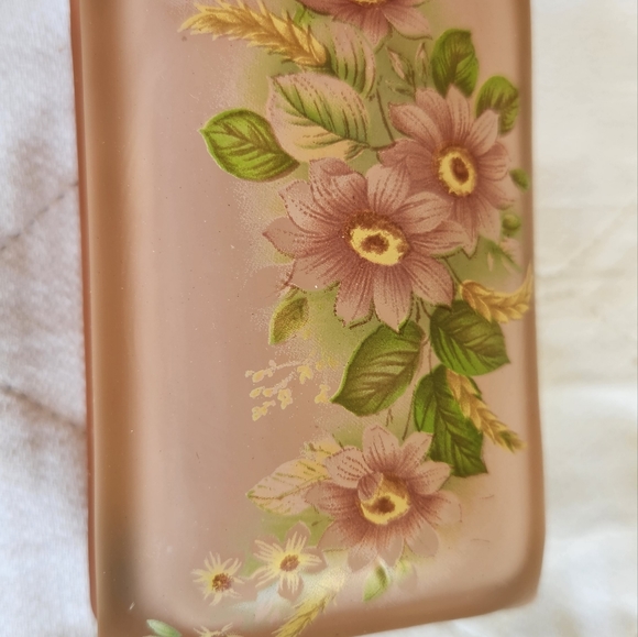 Antique Rare Pink Glass Trinket Box - Picture 1 of 4